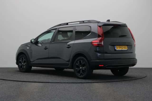 Dacia Jogger (2022) thumbnail 2