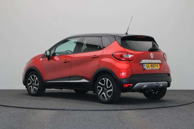 Renault Captur (2014) thumbnail 2