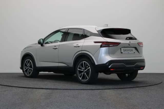 Nissan Qashqai (2023) thumbnail 2