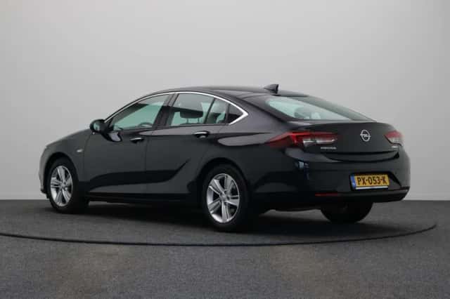 Opel Insignia (2017) thumbnail 2