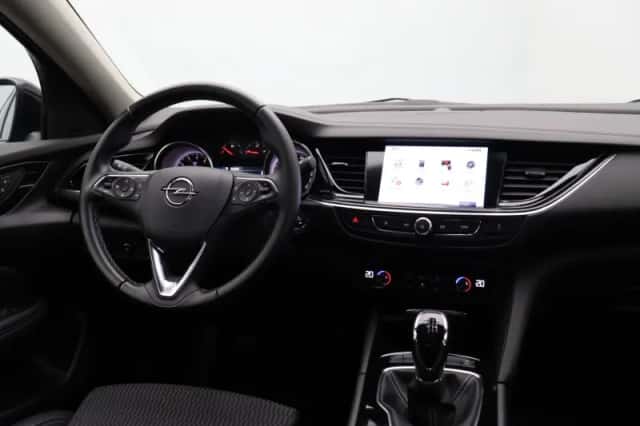 Opel Insignia (2017) thumbnail 5