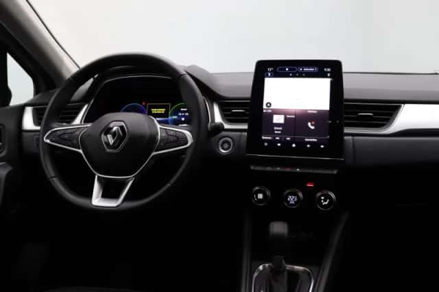 Renault Captur (2024) thumbnail 4