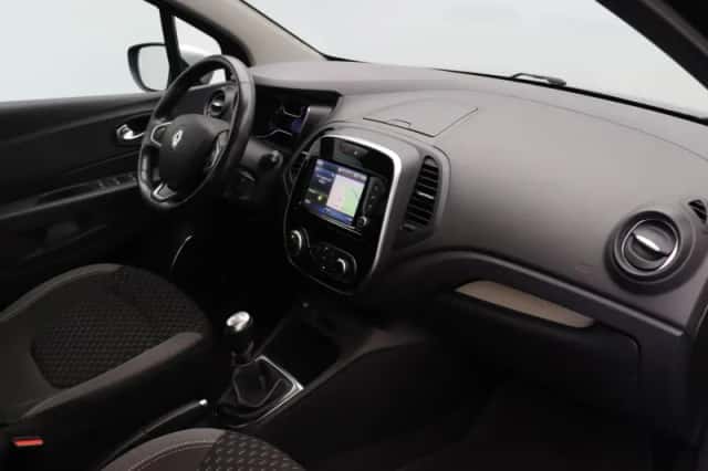 Renault Captur (2018) thumbnail 5