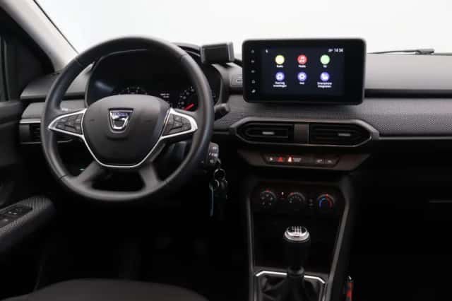 Dacia Sandero (2021) thumbnail 4