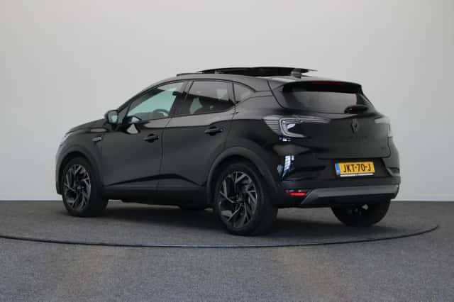 Renault Captur (2025) thumbnail 2