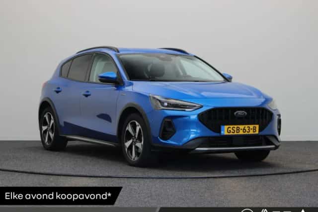 Ford Focus (2023) thumbnail 1