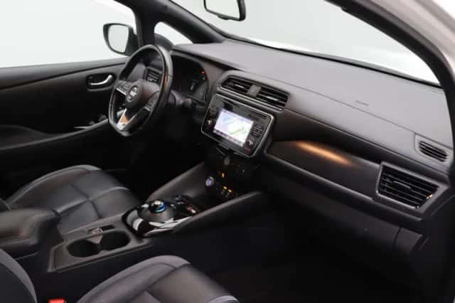 Nissan Leaf (2019) thumbnail 6