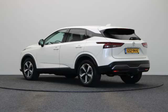 Nissan Qashqai (2024) thumbnail 2