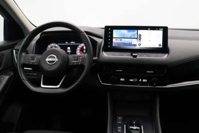 Nissan Qashqai (2023) thumbnail 5