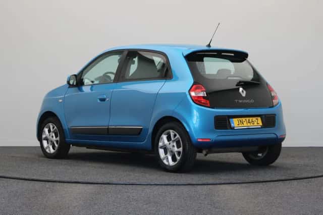 Renault Twingo (2015) thumbnail 2