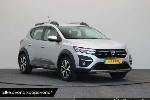 Dacia Sandero Stepway (2021) thumbnail 1