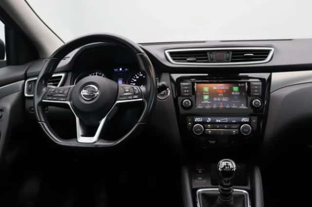 Nissan Qashqai (2019) thumbnail 5
