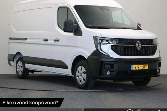 Renault Master (2024) thumbnail 1