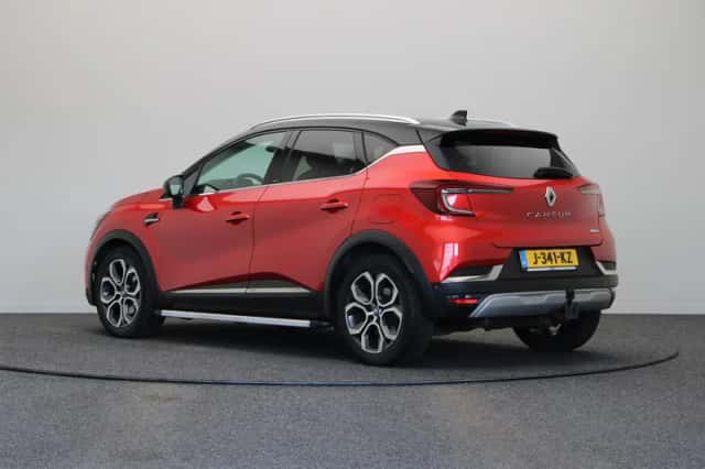 Renault Captur (2020) thumbnail 2
