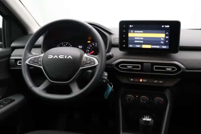Dacia Sandero (2024) thumbnail 4