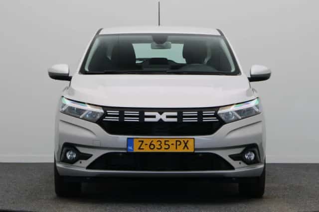 Dacia Sandero (2024) thumbnail 6