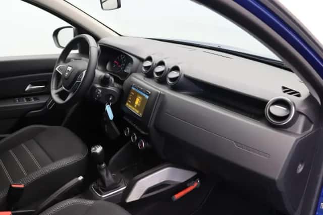 Dacia Duster (2021) thumbnail 5