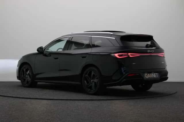 BYD Seal (2026) thumbnail 2