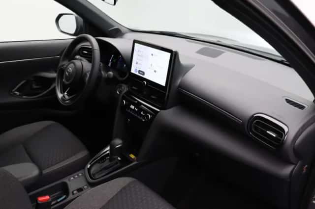Toyota Yaris Cross (2026) thumbnail 4