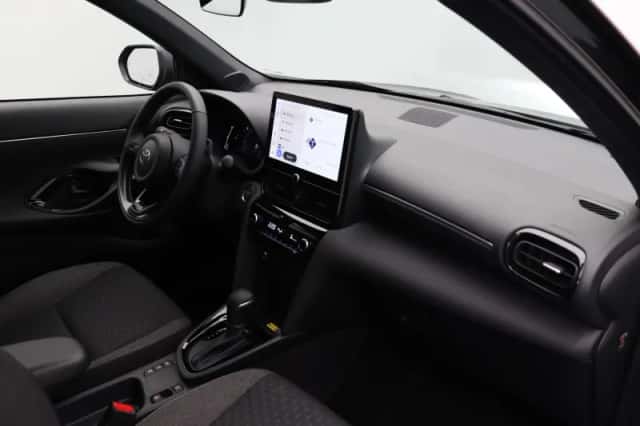 Toyota Yaris Cross (2026) thumbnail 4