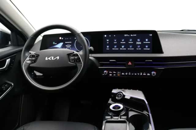 Kia EV6 (2023) thumbnail 5