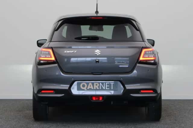 Suzuki Swift (2025) thumbnail 6