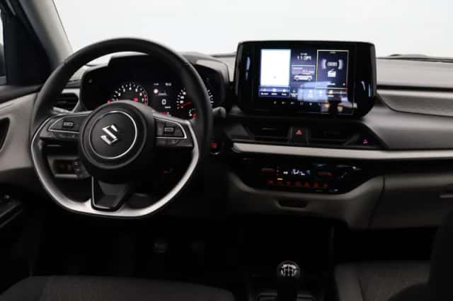 Suzuki Swift (2025) thumbnail 3