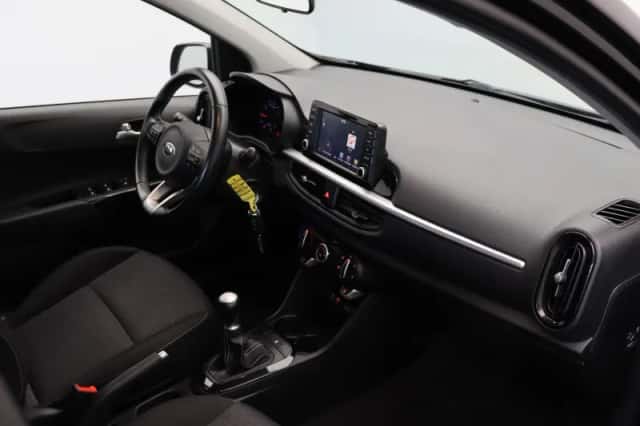 Kia Picanto (2020) thumbnail 4