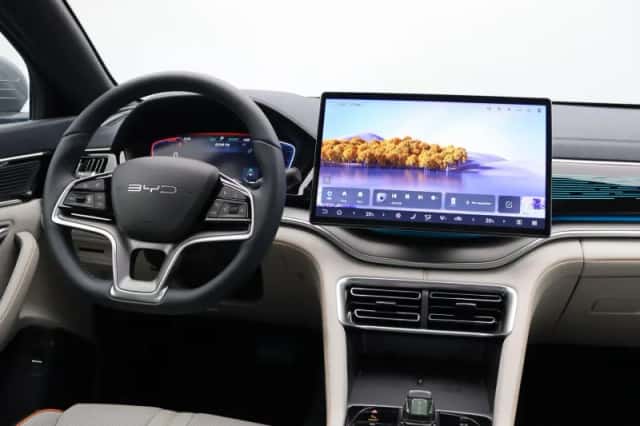 BYD Seal U (2026) thumbnail 4