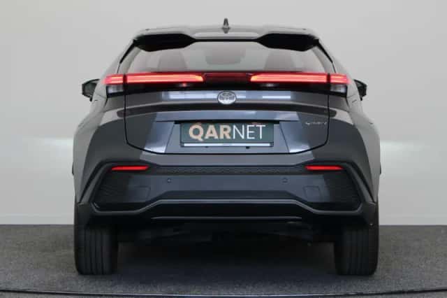 Toyota C-HR (2026) thumbnail 6