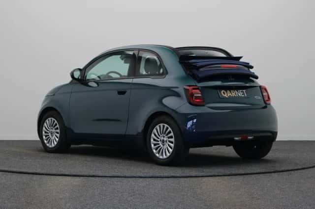 Fiat 500e (2023) thumbnail 2
