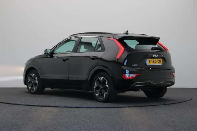 Kia Niro EV (2023) thumbnail 2