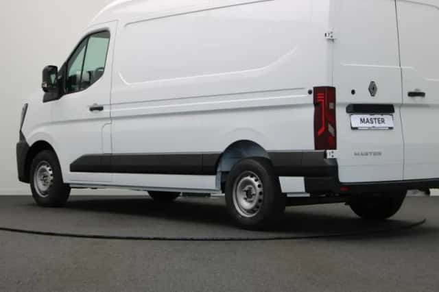 Renault Master (2026) thumbnail 2