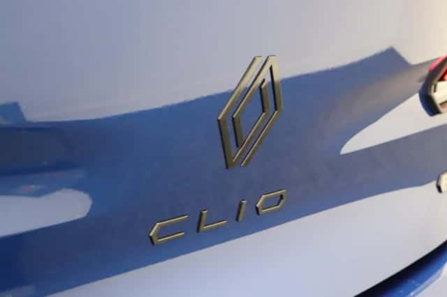 Renault Clio (2026) thumbnail 3