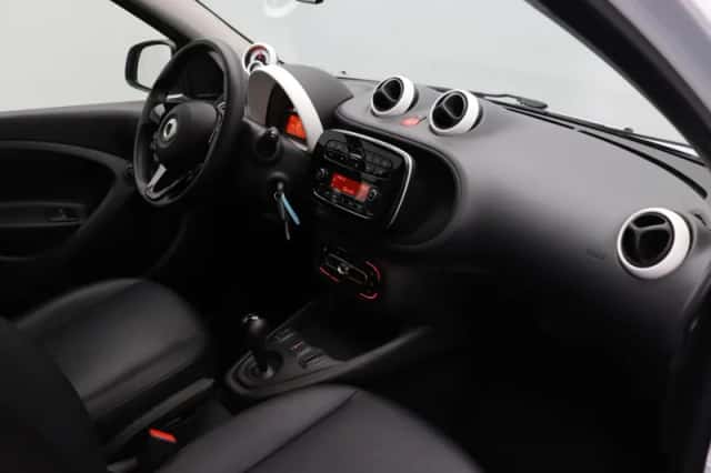 Smart Forfour (2021) thumbnail 6