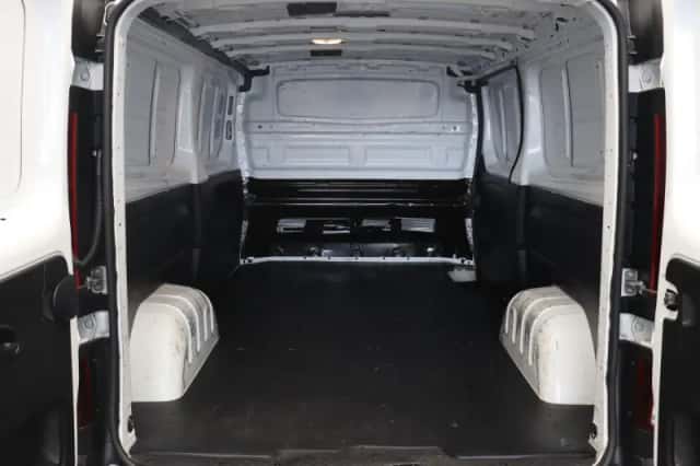 Renault Trafic (2024) thumbnail 5