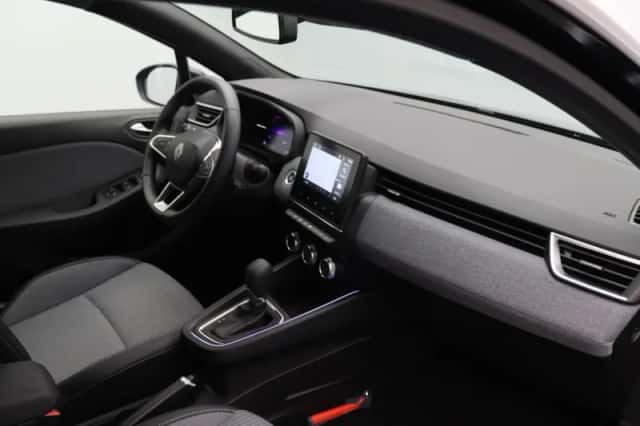 Renault Clio (2025) thumbnail 5