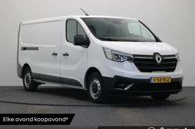 Renault Trafic (2024) thumbnail 1