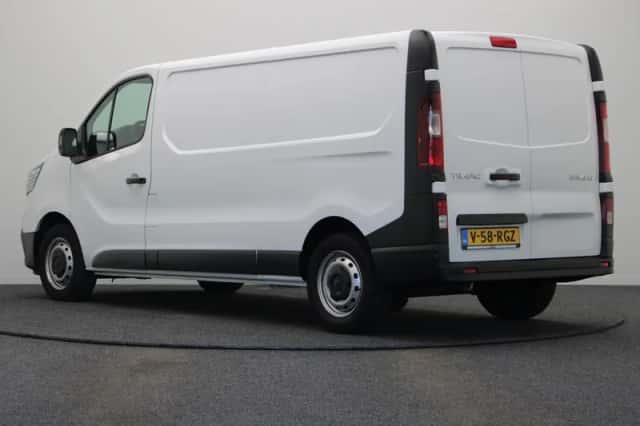 Renault Trafic (2024) thumbnail 2