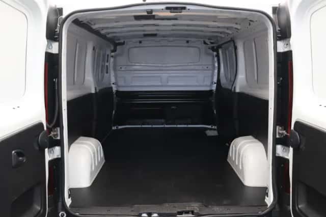 Renault Trafic (2024) thumbnail 5