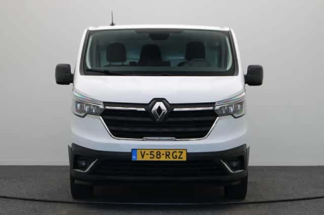 Renault Trafic (2024) thumbnail 6