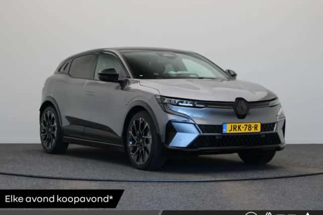 Renault Mégane E-Tech (2025) thumbnail 1