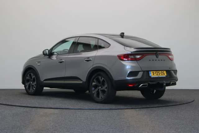 Renault Arkana (2023) thumbnail 2