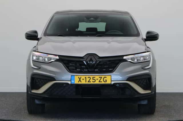 Renault Arkana (2023) thumbnail 6