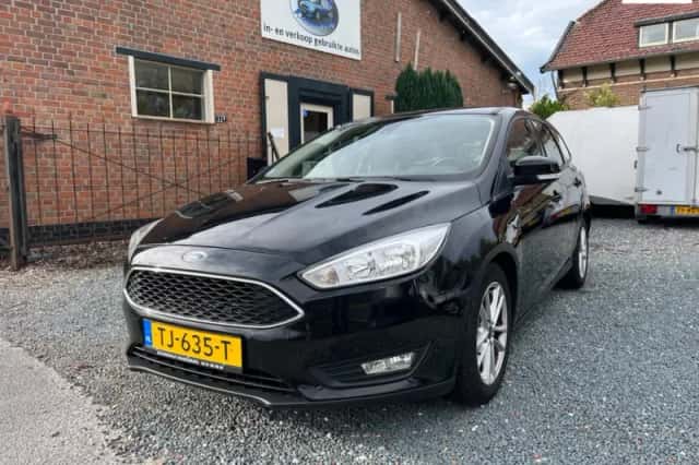Ford Focus (2016) thumbnail 1