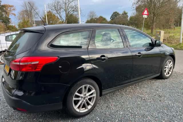Ford Focus (2016) thumbnail 6