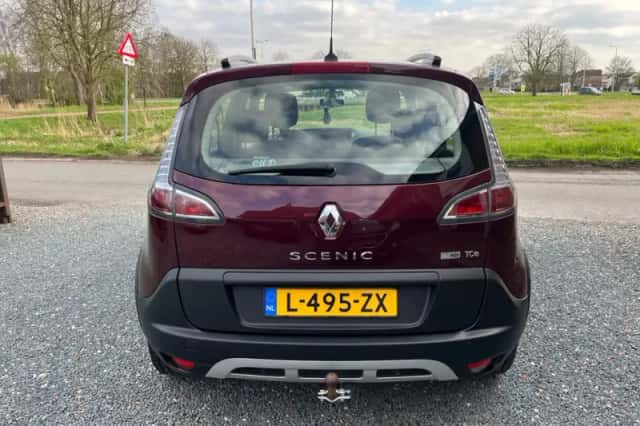 Renault Scénic (2014) thumbnail 5
