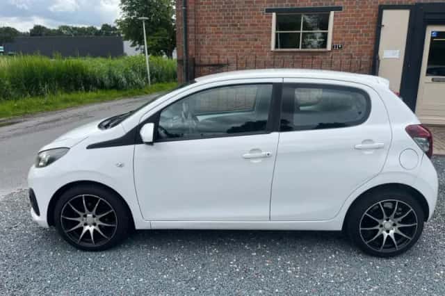 Peugeot 108 (2016) thumbnail 2