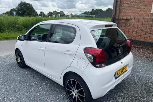 Peugeot 108 (2016) thumbnail 3