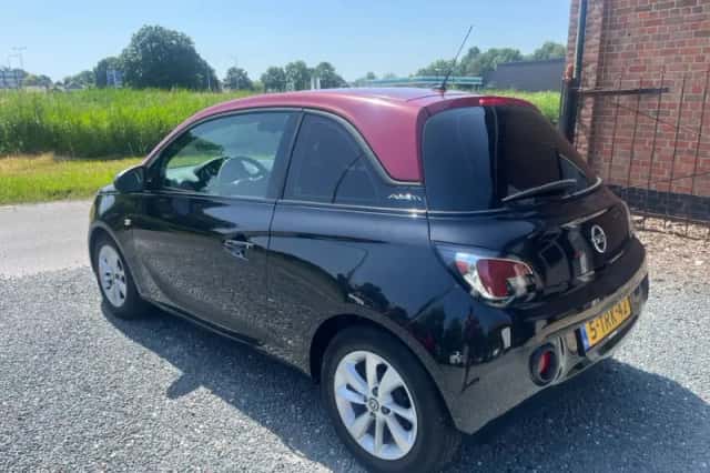 Opel Adam (2014) thumbnail 3